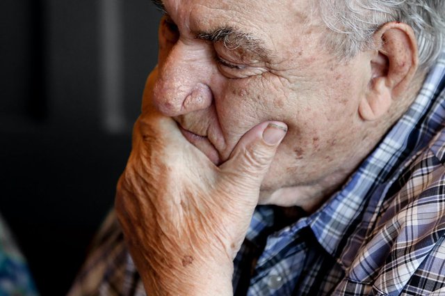 Dementia and Lasting Powers of Attorney image